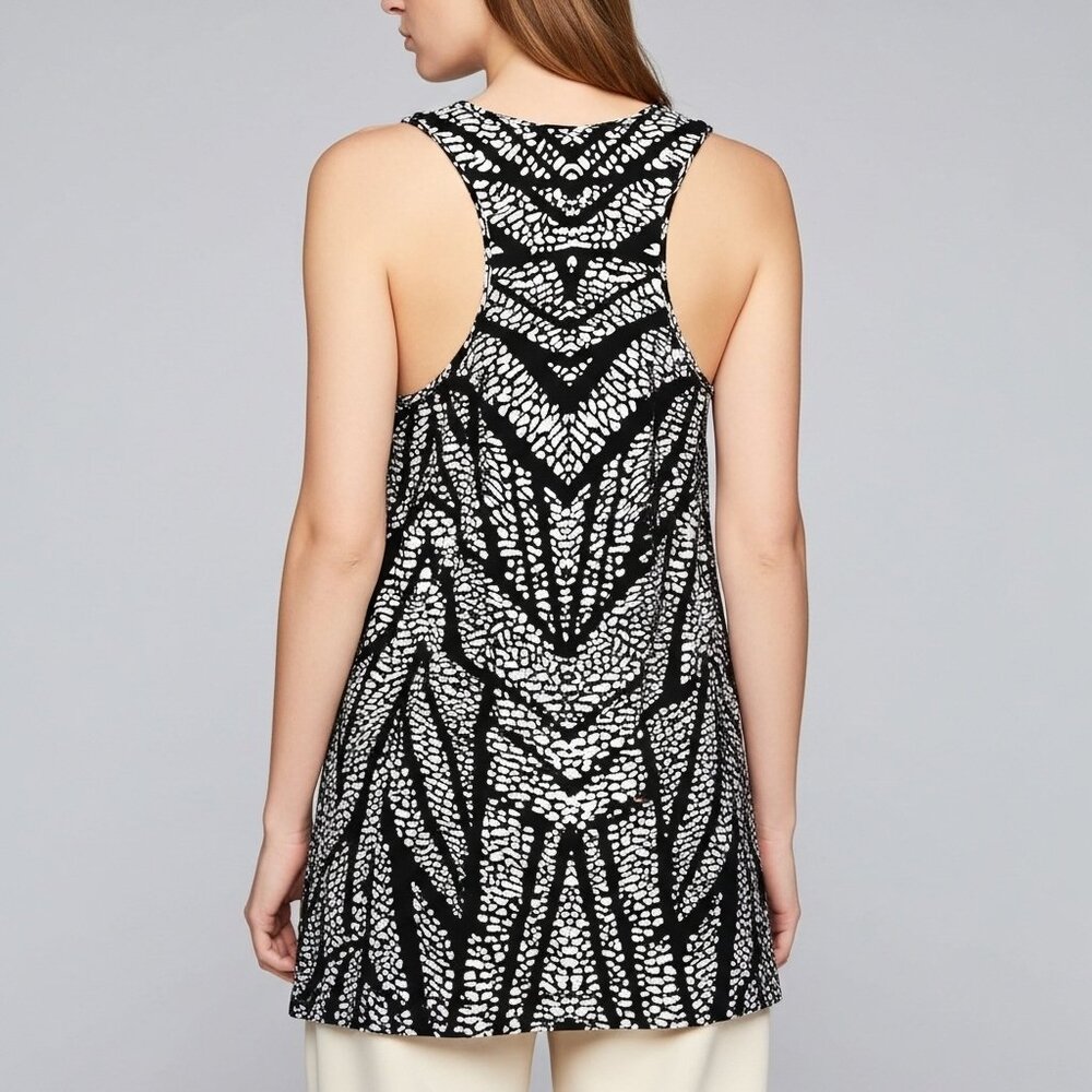 NWT Three Eighty Two Black and White Patterned Sleeveless Racerback Top Size L